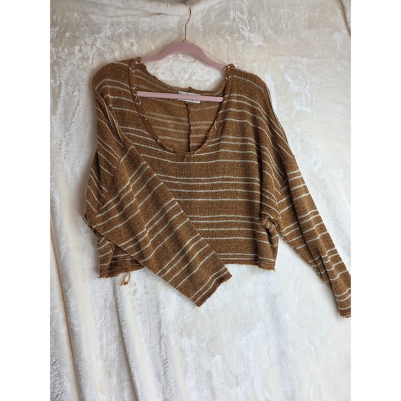 SAINTS & HEARTS Womens Striped V Neck Cropped Sweater Size M - Picture 2 of 6